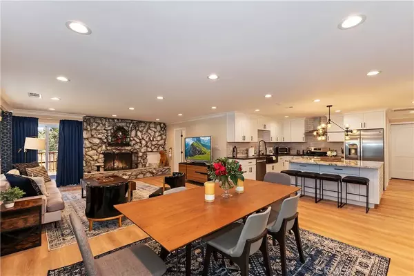 Big Bear Lake, CA 92315,39774 Crocus Drive