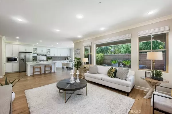 81 Somerton, Irvine, CA 92620