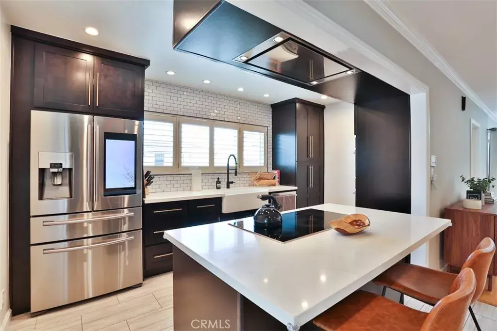 Lakewood, CA 90713,5945 Loomis Street