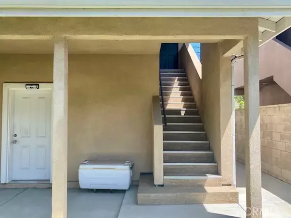 Signal Hill, CA 90755,3266 California Avenue