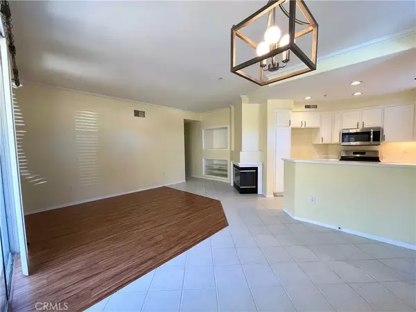 Tustin, CA 92782,2744 Dunstan Drive