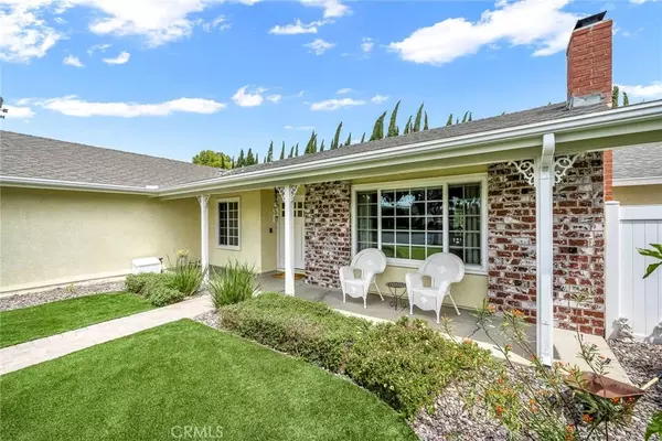 Placentia, CA 92870,1836 Feather Avenue