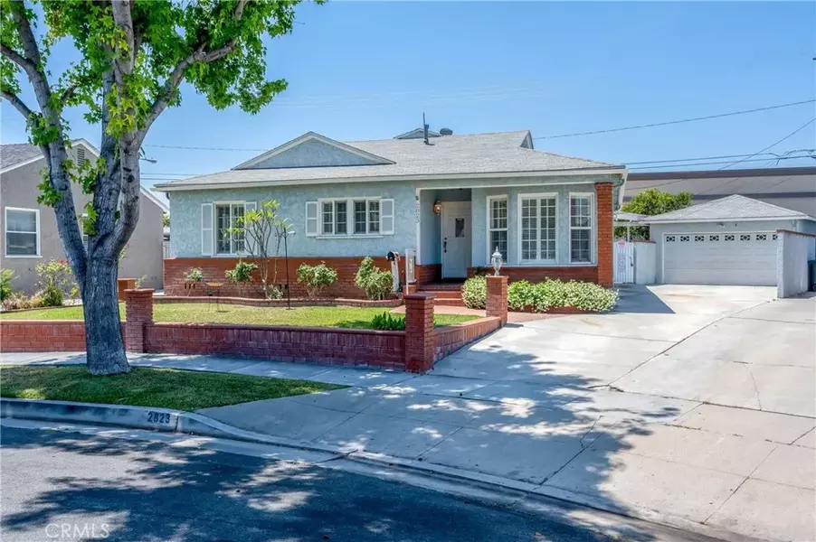2823 Silva Street, Lakewood, CA 90712
