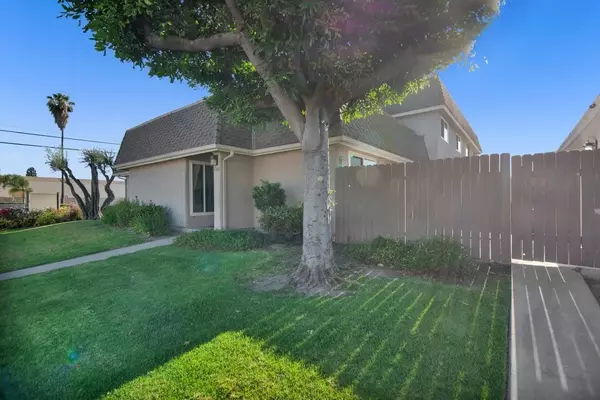 Anaheim, CA 92804,2140 W York Circle