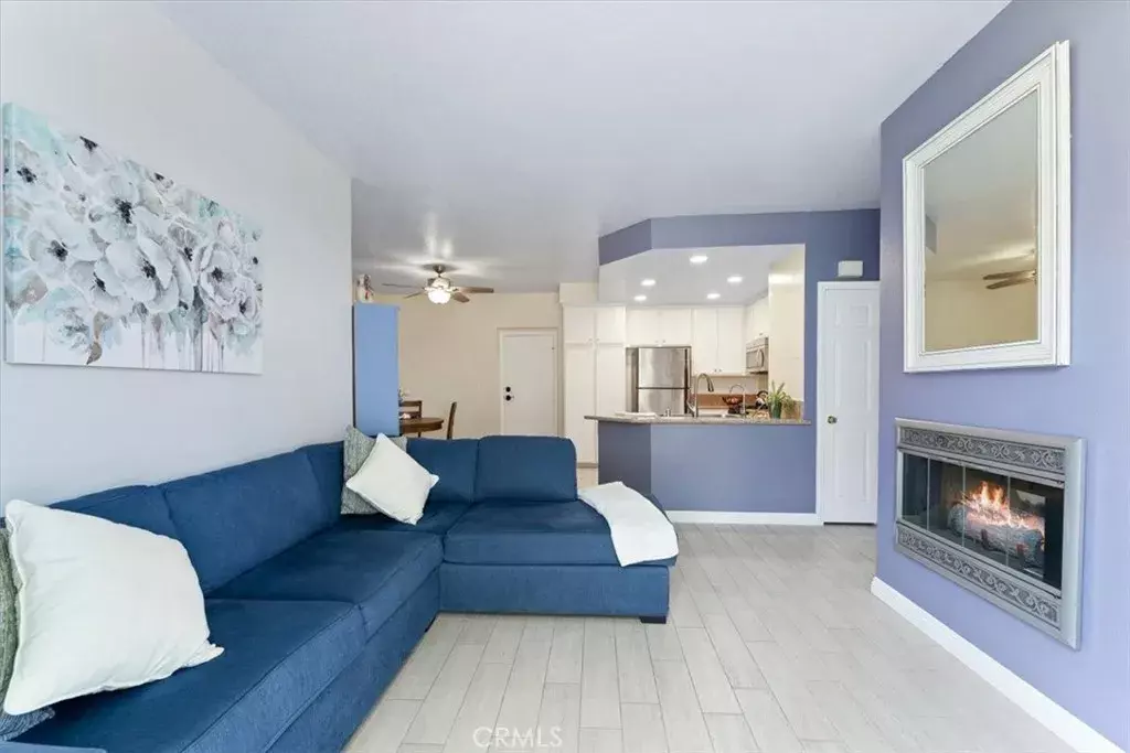 Lake Forest, CA 92679,28871 Canyon Point