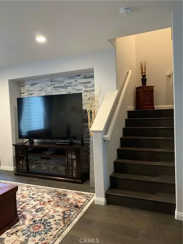 Buena Park, CA 90621,8291 Celestial Avenue