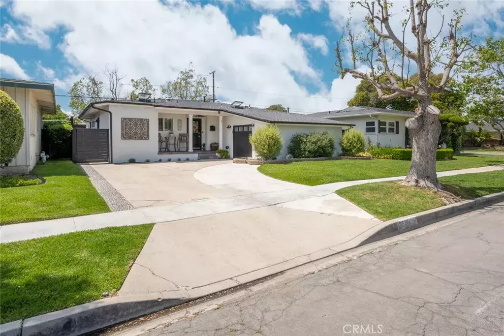 Long Beach, CA 90815,2747 Ostrom Avenue