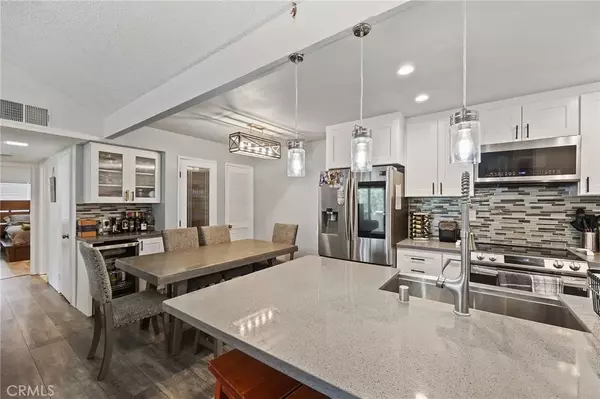 Pomona, CA 91766,8 Country Mile Road