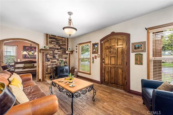4740 Sunfield Avenue, Long Beach, CA 90808