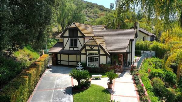 Anaheim Hills, CA 92807,640 S Aberdeen Street