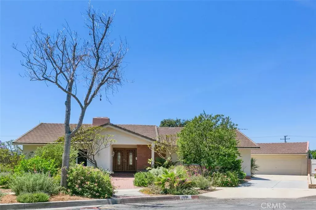 Fullerton, CA 92831,1219 Nutwood Avenue