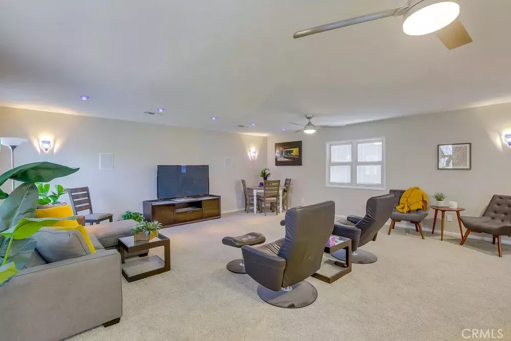Garden Grove, CA 92845,12172 Onyx Circle