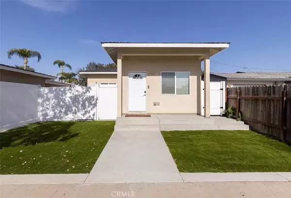 Santa Ana, CA 92704,1430 West Saint Andrew Place