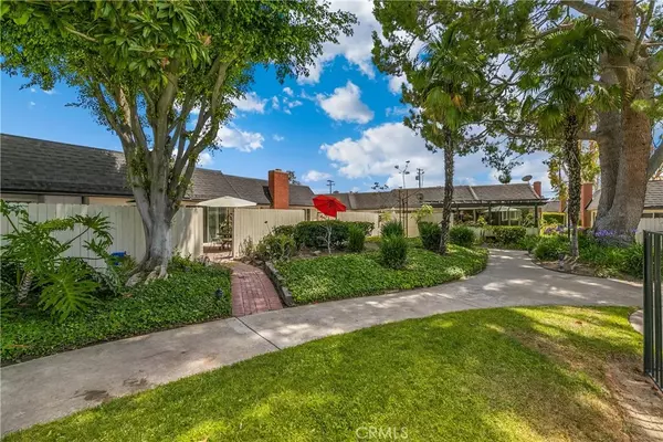 Fullerton, CA 92831,1350 Victoria Drive #42