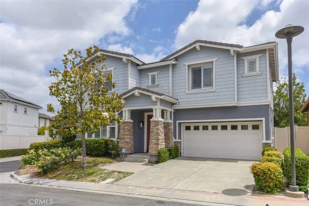302 Summit Crest Drive, Lake Forest, CA 92630