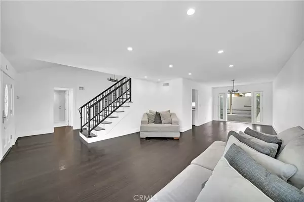 Tustin, CA 92780,2321 Ana Tree Place