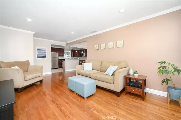 Lakewood, CA 90713,4532 Lomina Avenue