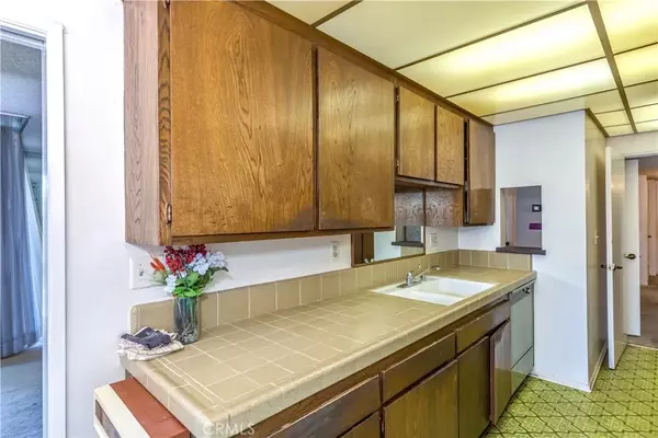 Culver City, CA 90230,5845 Doverwood Drive #308