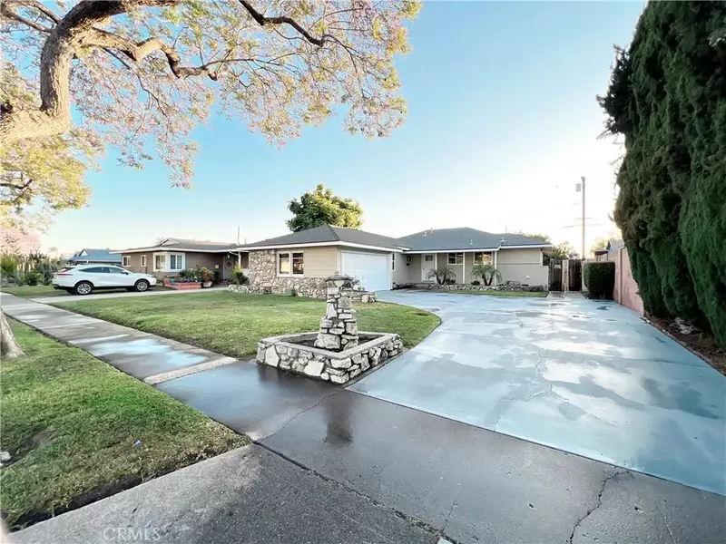 1802 S Garnsey Street, Santa Ana, CA 92707