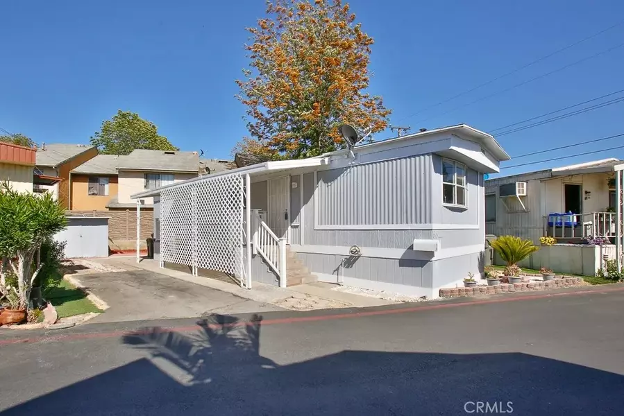 5002 W Mcfadden #66, Santa Ana, CA 92704