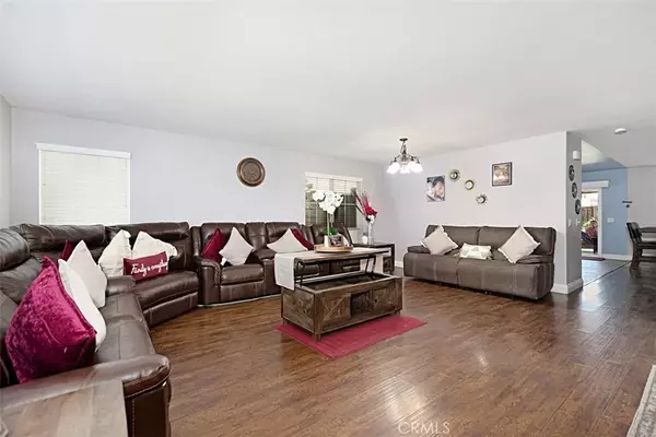 Lake Elsinore, CA 92532,53239 Champlain Street