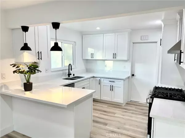 831 S Lime Street, Anaheim, CA 92805