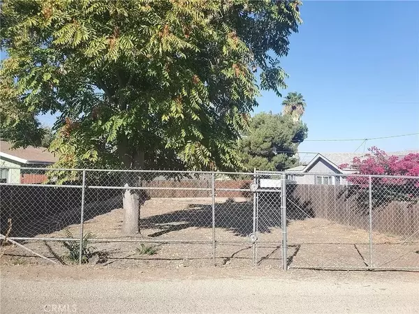 Lake Elsinore, CA 92530,17606 Brightman