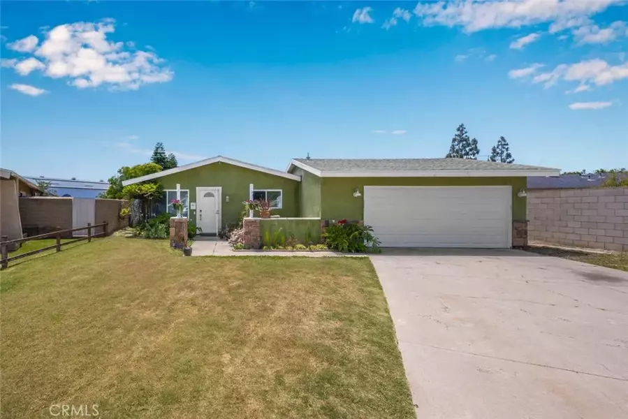 9102 Browning Drive, Huntington Beach, CA 92646