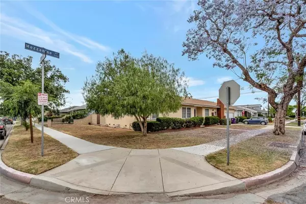 Long Beach, CA 90808,5305 E Mezzanine Way