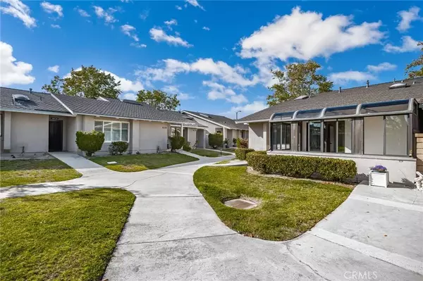 Huntington Beach, CA 92646,8566 Trinity Circle #820E