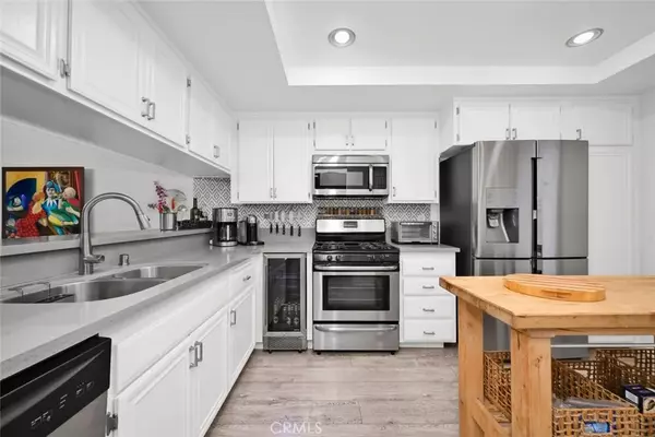 Long Beach, CA 90804,4835 E Anaheim Street #221