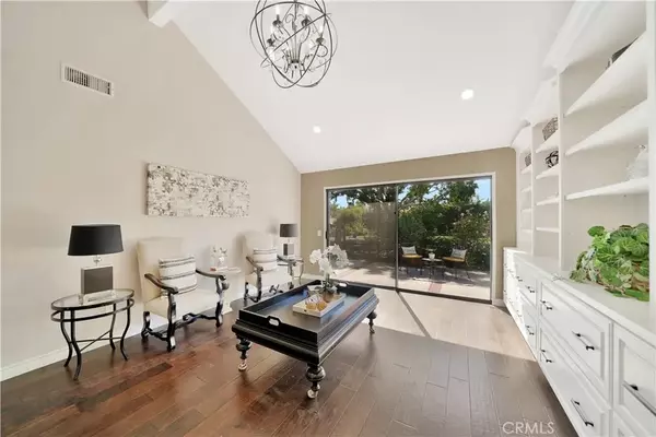 Yorba Linda, CA 92886,5435 Walnut Lane