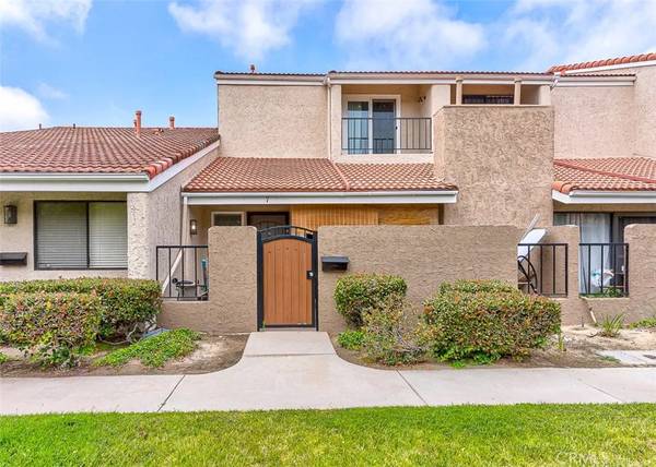 Buena Park, CA 90620,7 Lincoln Court