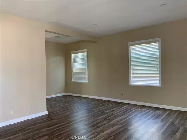 Santa Ana, CA 92707,2050 S Van Ness Avenue