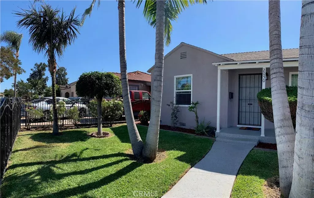 Santa Ana, CA 92707,2050 S Van Ness Avenue