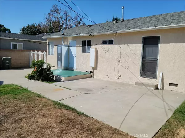 Lakewood, CA 90712,5938 Pennswood Avenue