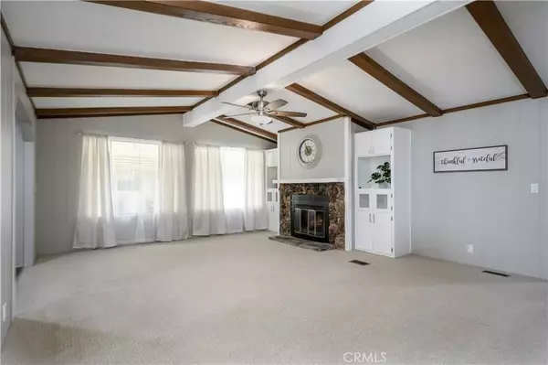 Anaheim, CA 92801,1919 W Coronet #84