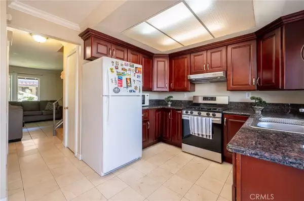 Santa Ana, CA 92704,3943 W MCFADDEN Avenue #B