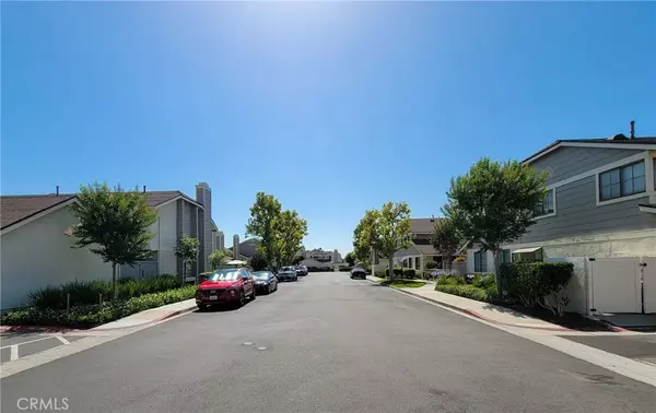 Anaheim, CA 92804,1700 W Cerritos Ave #308