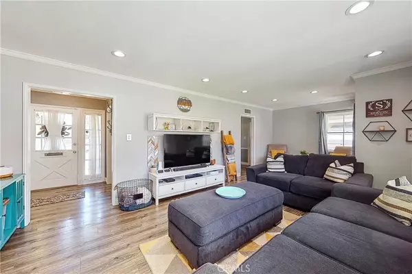 Anaheim, CA 92805,754 N Janss Street