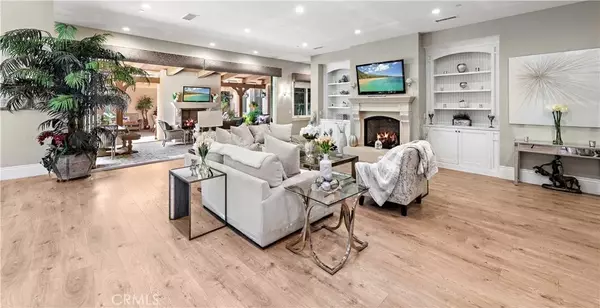 North Tustin, CA 92705,11844 Red Hill Avenue