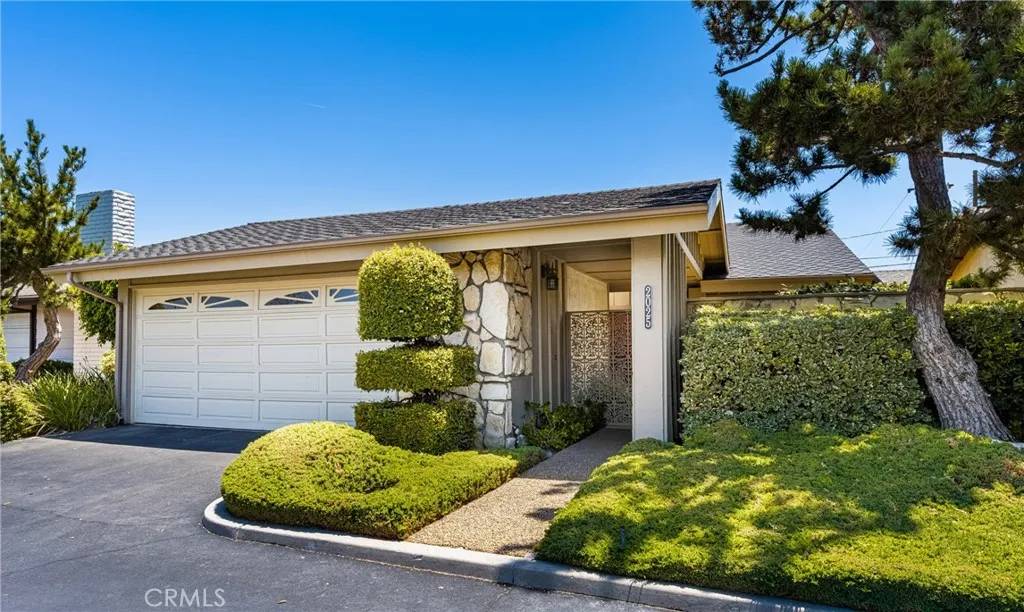 Santa Ana, CA 92701,2025 E Fruit Street