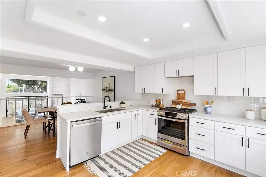 4600 Glencoe Avenue #2, Marina Del Rey, CA 90292