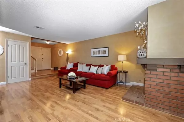 Lakewood, CA 90715,11708 Gloria Court