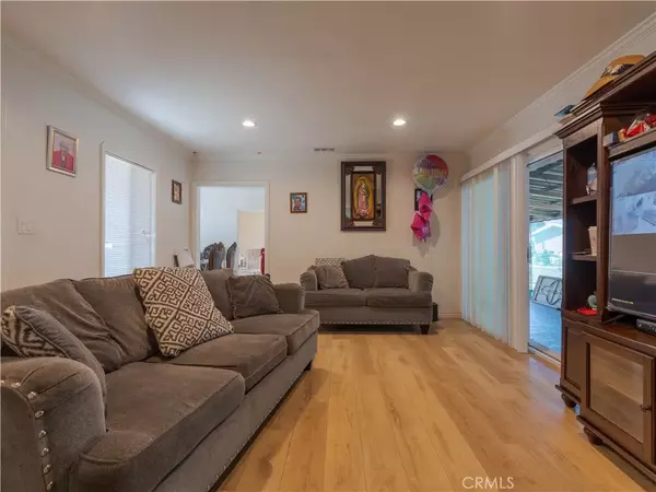 Downey, CA 90241,9412 Nance Avenue