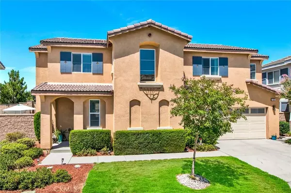 7024 Moonray Court, Eastvale, CA 92880