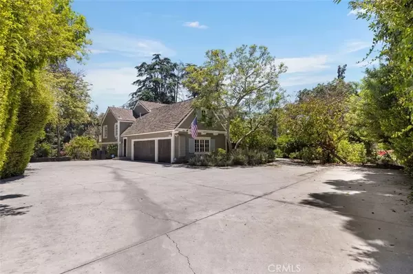 Fullerton, CA 92835,442 W Hermosa Drive