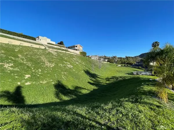 North Tustin, CA 92705,19382 Lemon