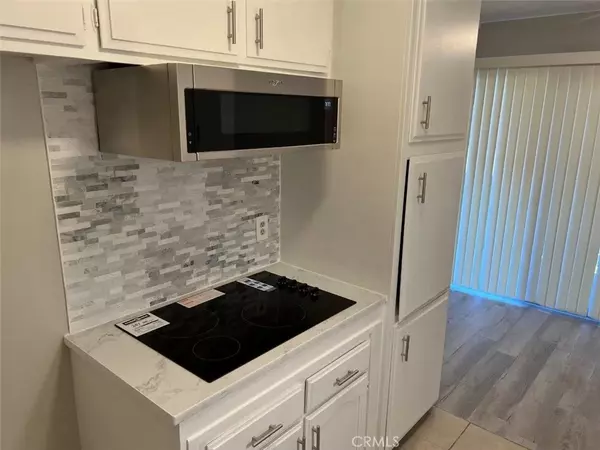 Long Beach, CA 90802,440 Chestnut Avenue #2C