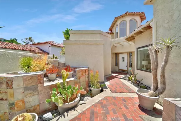 San Clemente, CA 92672,310 Via Colibri